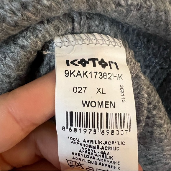 Koton Gray Knit Pullover Round Neck Sweater NEW Long Sleeves Lightweight - Picture 7 of 16
